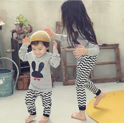 Children Pajamas set Boys Cartoon dinosaur Pyjamas girls cotton cute sleepwear Sets Children nightwear Family pajamas for kids