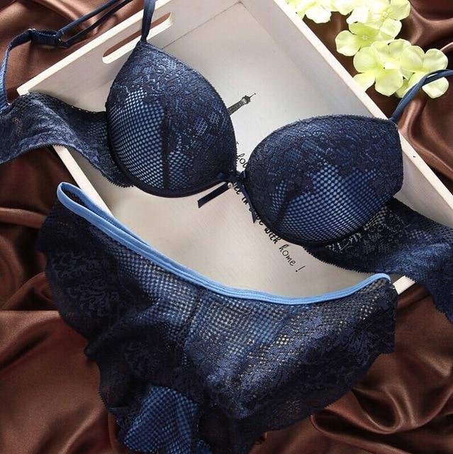 2018 Sexy Underwear Women Bra Set Lingerie Set Luxurious Vintage Lace Embroidery Push Up Bra And Panty Set