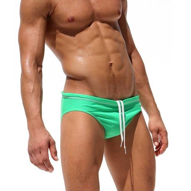 2018Man's Swimming Briefs sexy swim sluilt Tight Colorfull With Sexy Shorts Trunks Boxers Summer Men's Swim Low Waist Swimwear