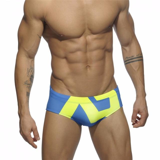 2019 Swimwear Men Summer Mens Swim Briefs Sexy Geometric Beach Surfing Short Pants Striped Bathing Suit for Men